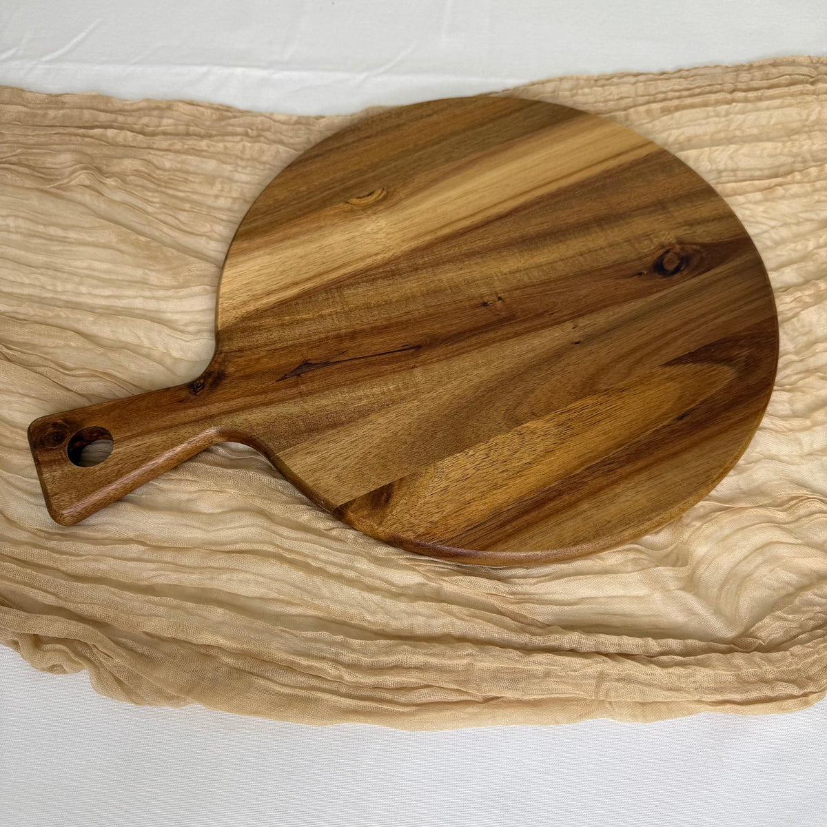 Round Acacia Wood Cutting Board with Handle