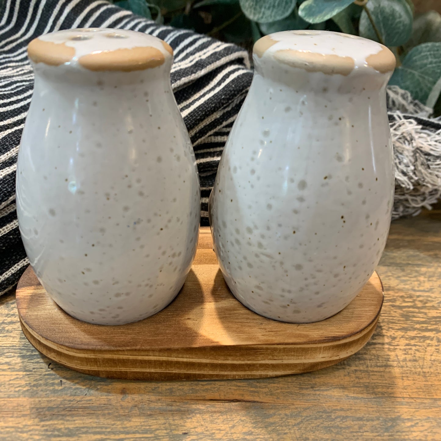 Stoneware Salt & Pepper Set