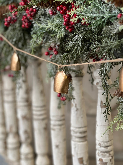 Aria Bell Garland - 70"