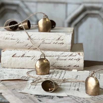 Aria Bell Garland - 70"