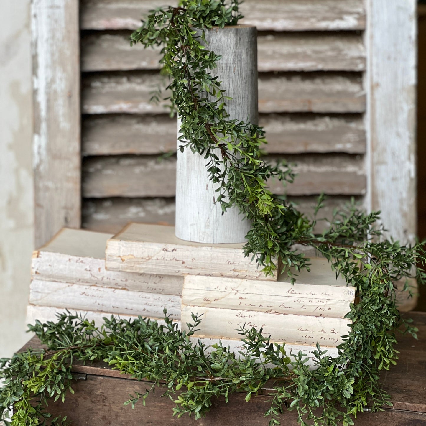 Boxwood Garland - 6'