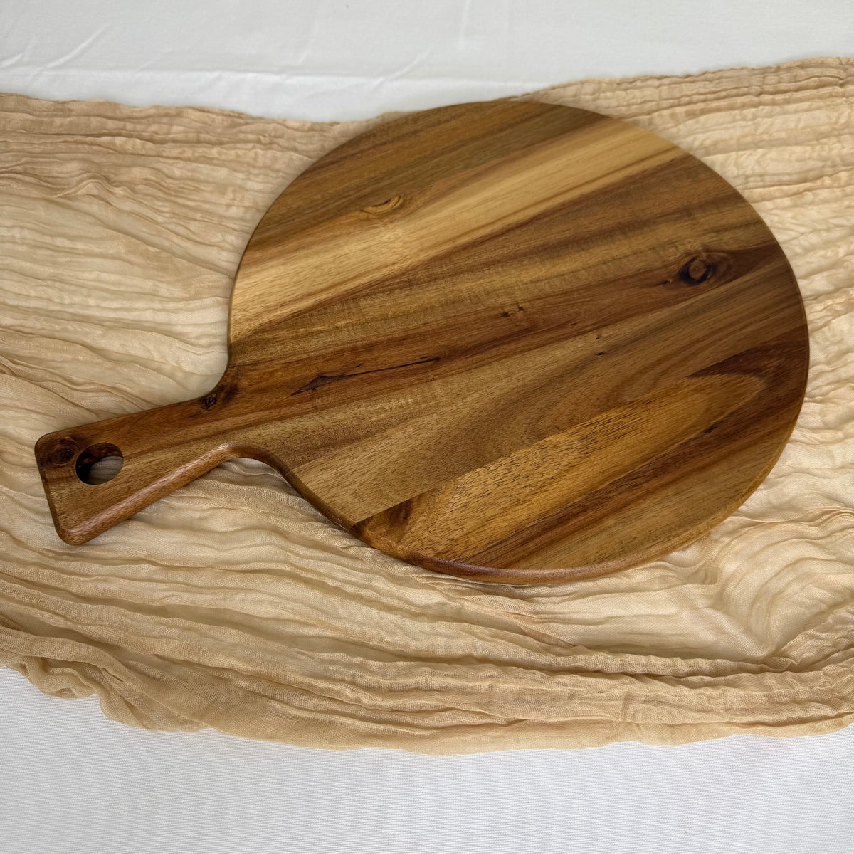 Round Acacia Wood Cutting Board with Handle