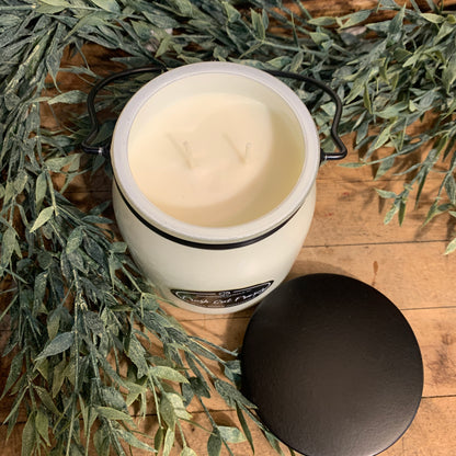 Fresh Cut Fraser Jar Candle - 16 oz
