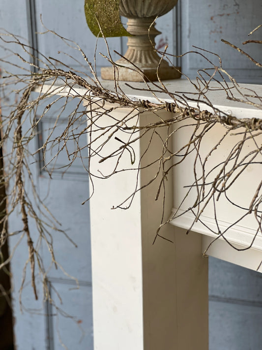 Bramble Bower Garland