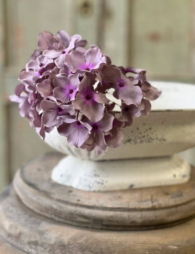 Lilac Faded Hydrangea Stem