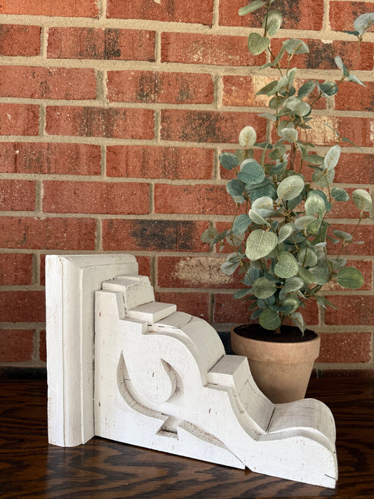 rustic style home decor - white distressed corbel