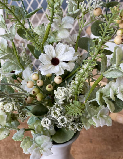 Neutral Summer Wreath 20"